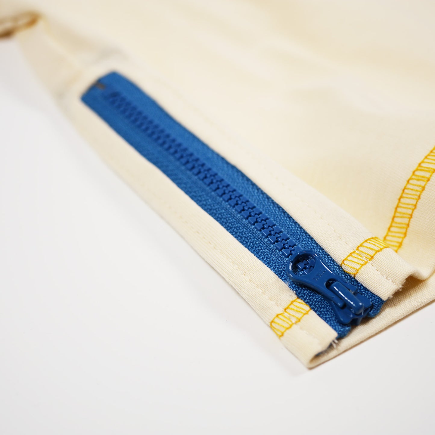 26SS-T006 カラースティッチZIP　S/S TEE