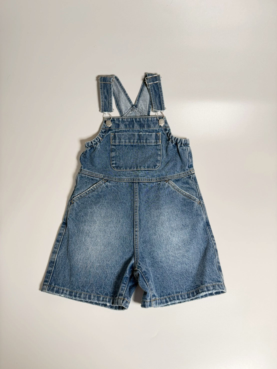 デニムショートサロペット